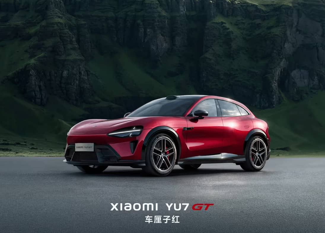 小米YU7 GT赛道红内饰官宣！红黑运动风格拉满 5月底正式发布